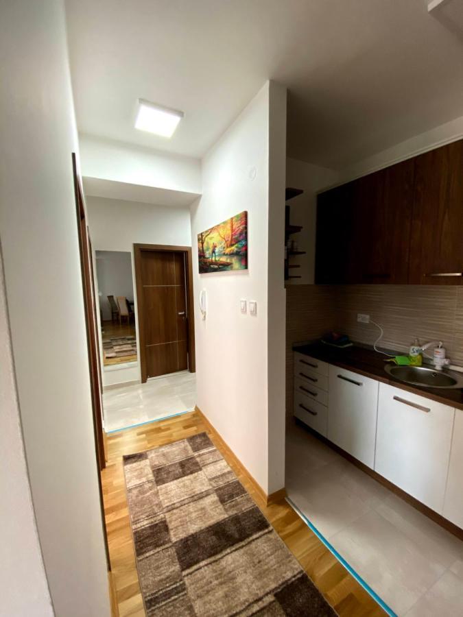 Skopje Brand New Apartment Exterior foto